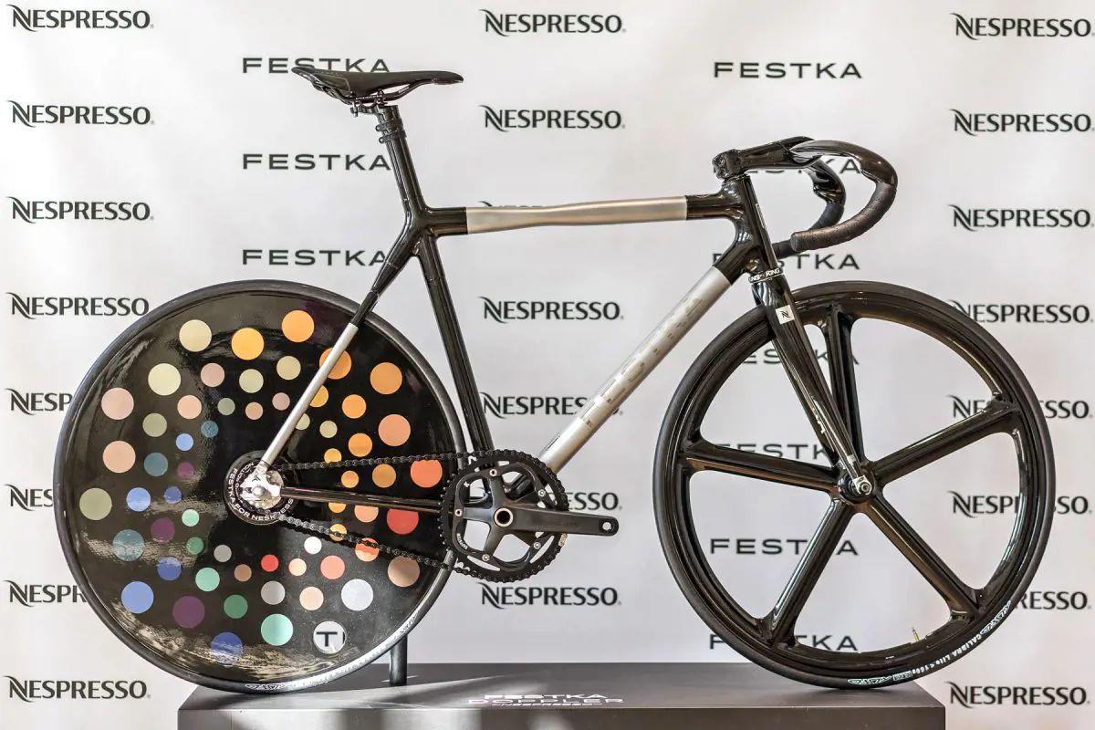 festka-doppler-for-nespresso_one-off-carbonaluminum-track-bike-project_recycled-alloy-from-used-nespresso-coffee-capsules_complete